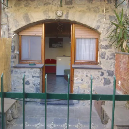 Fulvia House